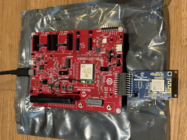 PIC32-BZ6 Curiosity Board with WINC1500 XPRO extension board